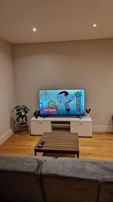 London City Apartment Ealing kerület Kültér fotó